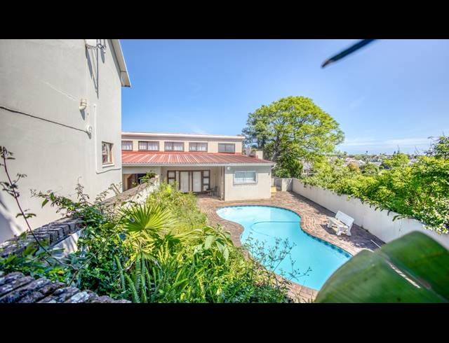 5 BEDROOM HOUSE FOR SALE IN BEACON BAY